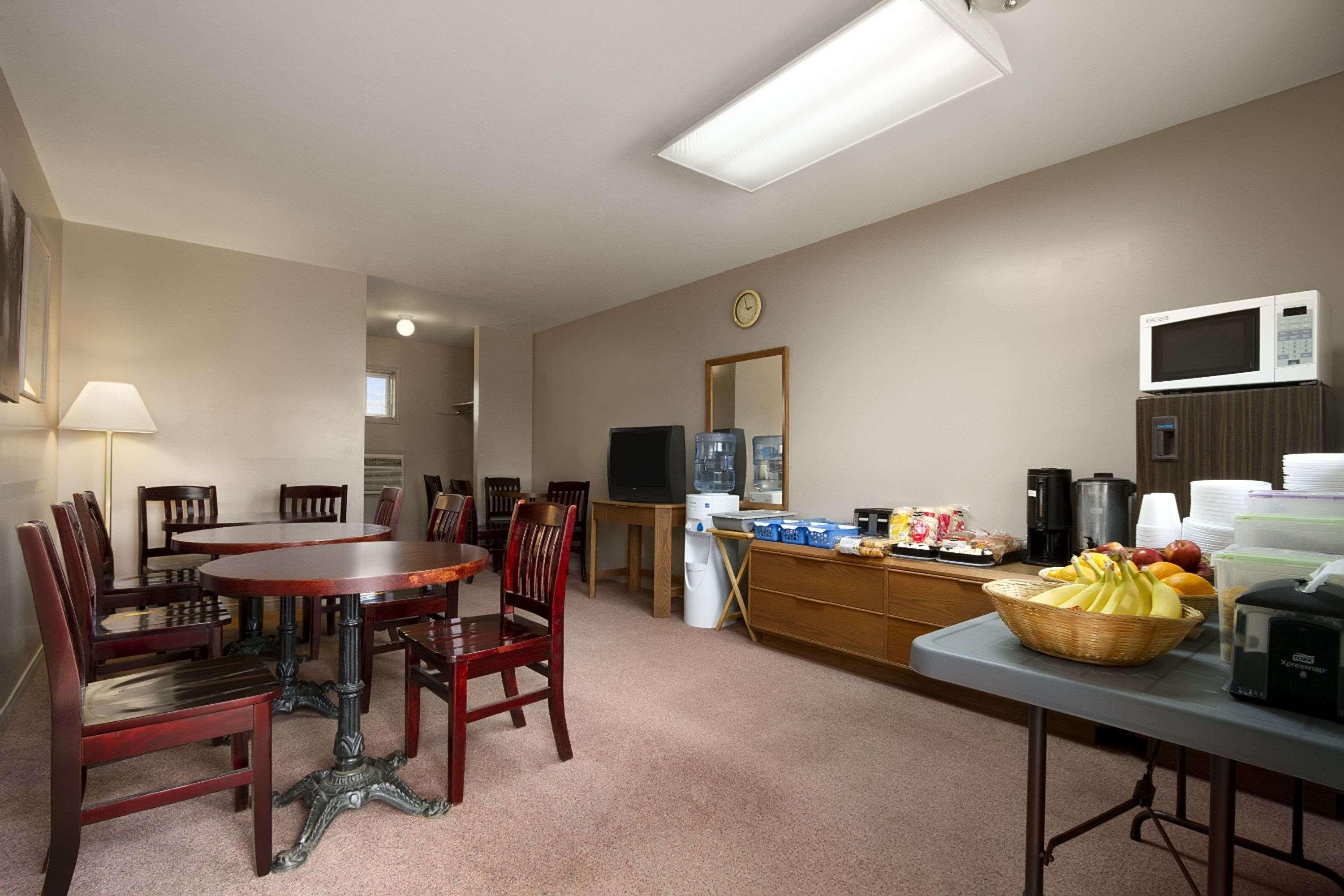 Knights Inn Lindsay Ngoại thất bức ảnh